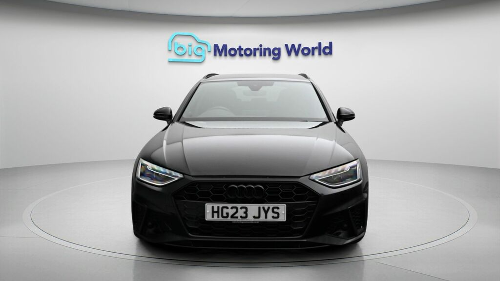 Audi A4 Avant Black Edition HG23JYS Black #2