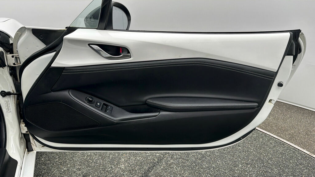 Mazda MX-5 Mx-5 Sport Silver #14