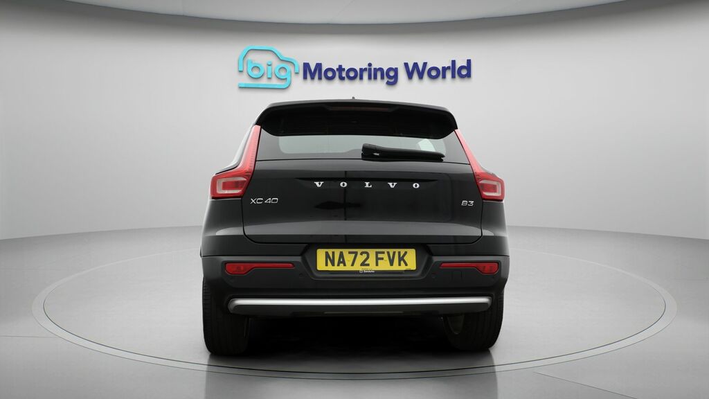 Volvo XC40 Core Black #6