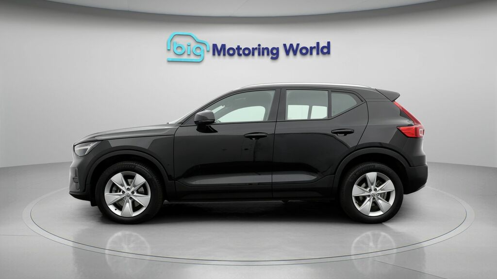 Volvo XC40 Core Black #4