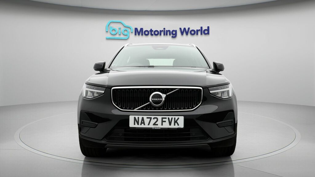 Volvo XC40 Core Black #2