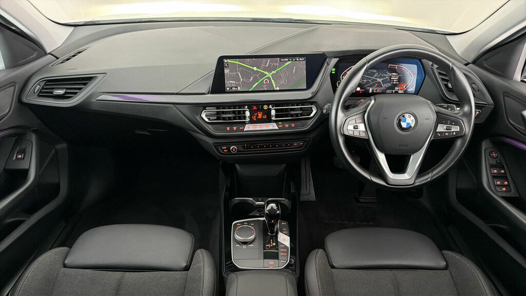 BMW 1 Series Sport LJ73DDS White #4