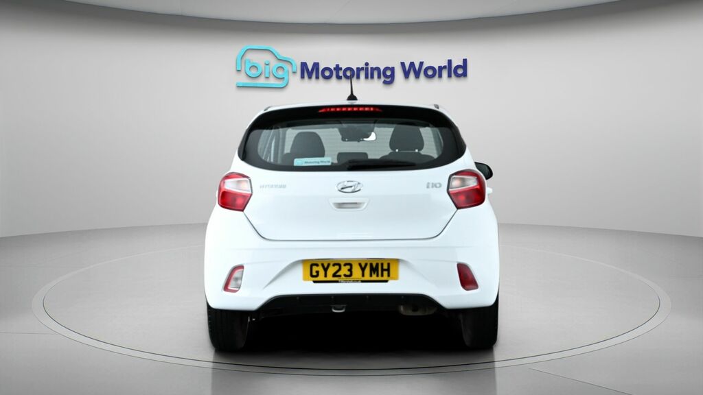 Hyundai I10 Se White #6