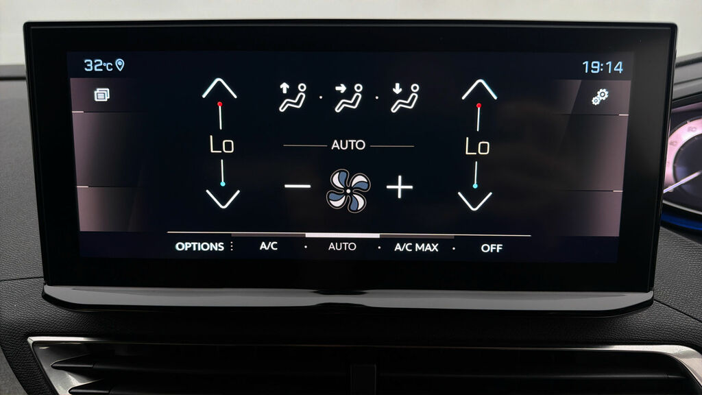 Peugeot 3008 Gt Line Blue #3