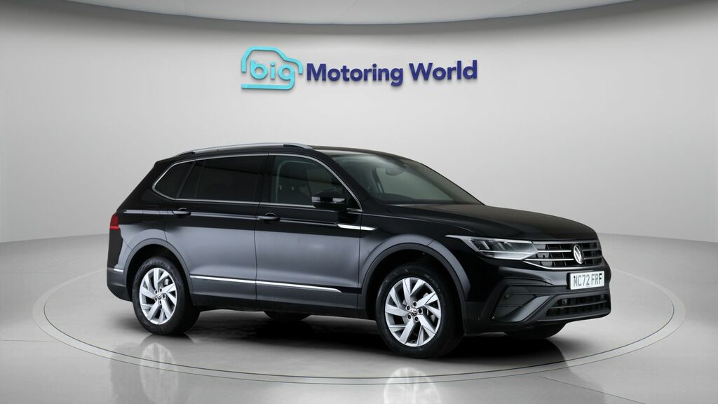 Volkswagen Tiguan Allspace Life Black