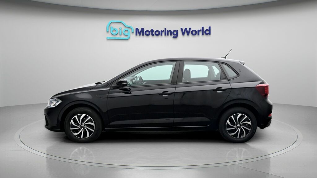 Volkswagen Polo Life LX73WMA Black #4