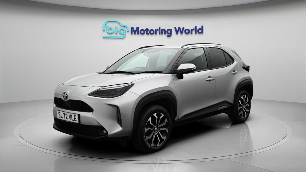 Toyota Yaris Cross Design SL72VLE Silver #3