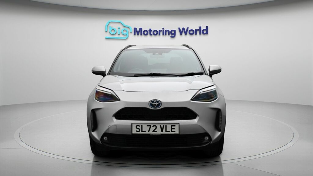 Toyota Yaris Cross Design SL72VLE Silver #2