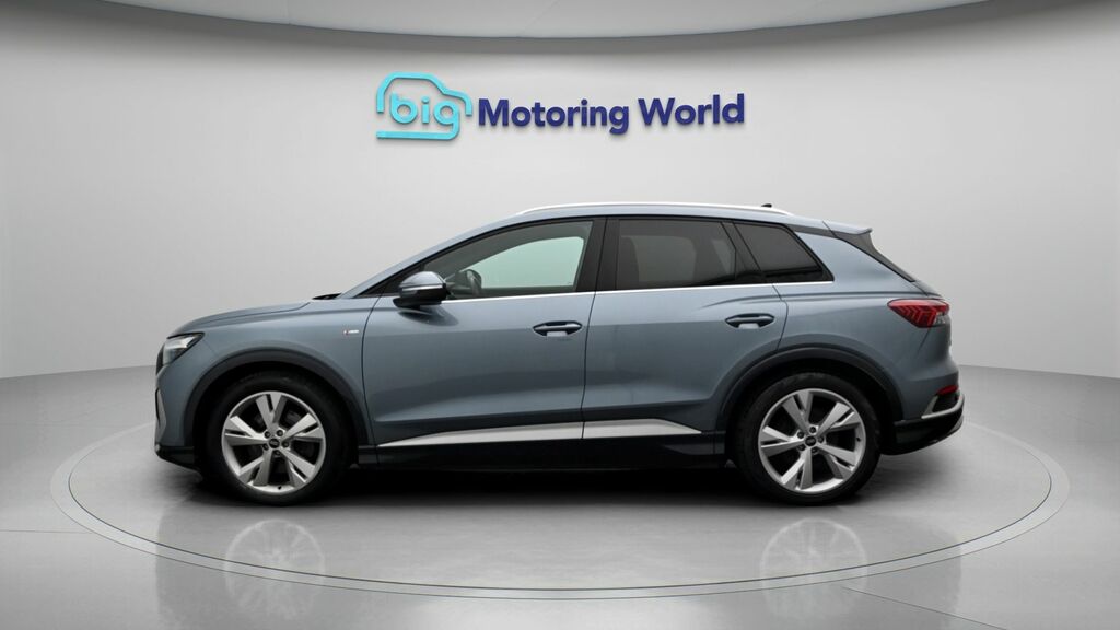 Audi Q4 E Tron S Line Blue #4