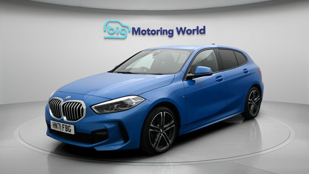 BMW 1 Series M Sport HN71FBG Blue #3