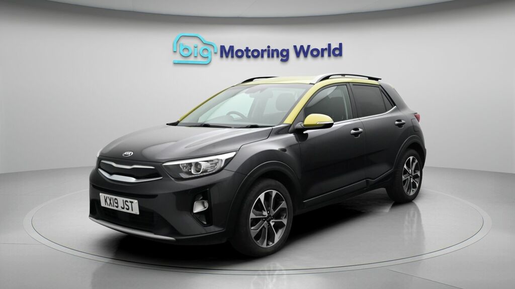 Kia Stonic 4 Grey #3