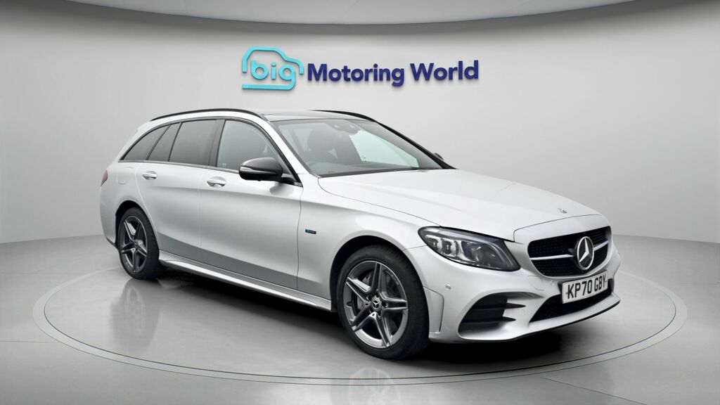 Mercedes-Benz C Class Amg Line Night Edition Silver