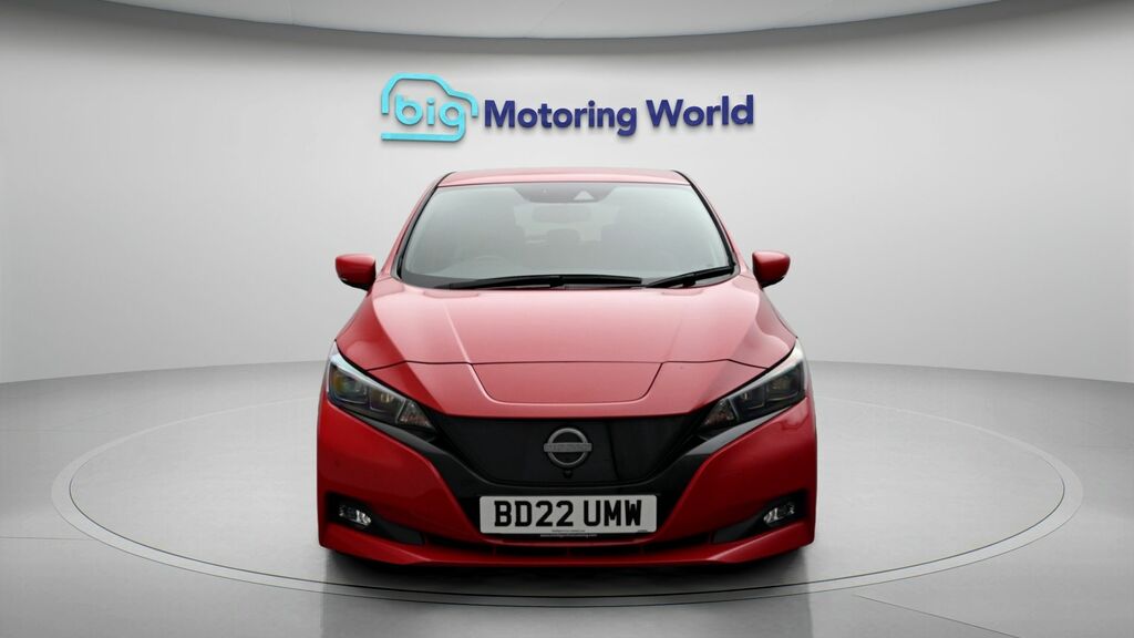 Nissan Leaf Tekna Red #2