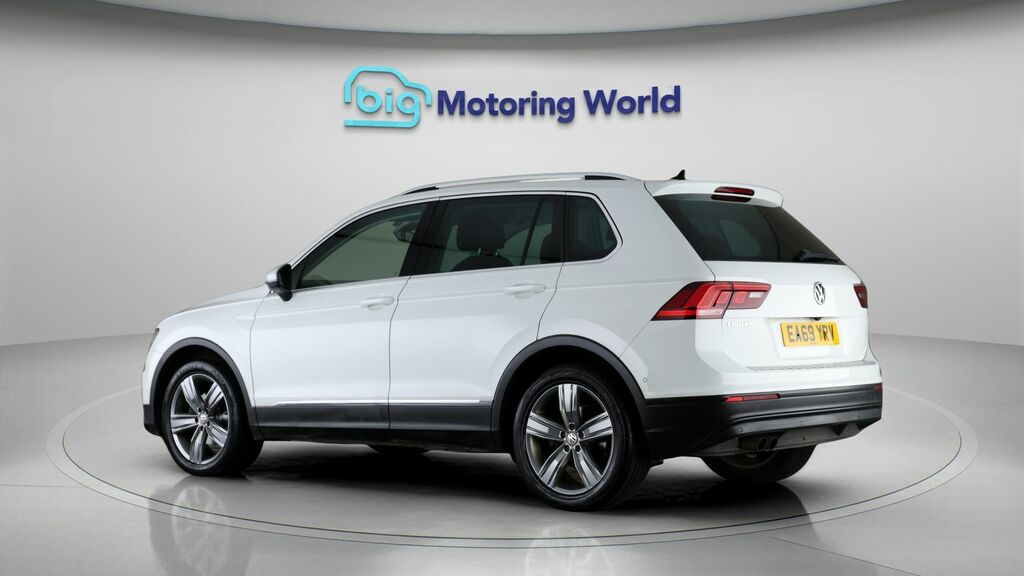 Volkswagen Tiguan Match White #5