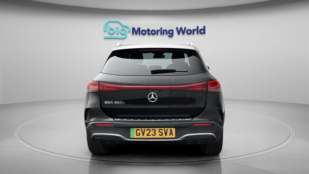 Mercedes-Benz EQA Amg Line Black #6