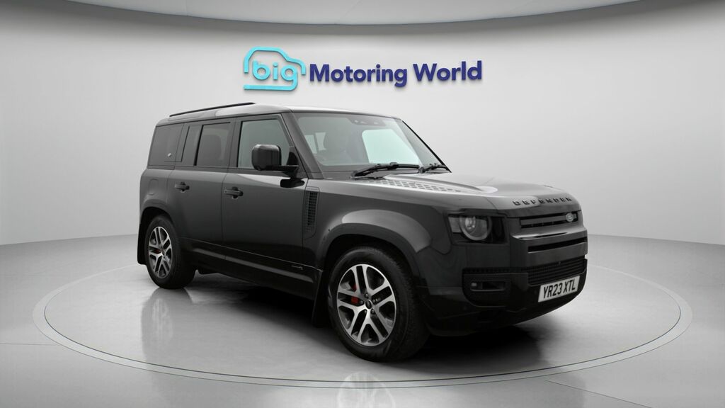 Land Rover Defender 110 X Black