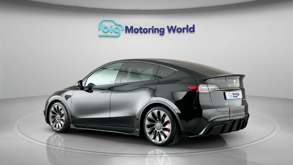 Tesla Model Y Performance Black #3
