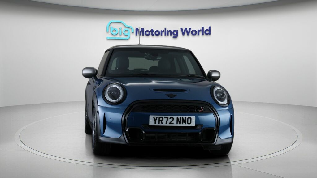 Mini Hatch Cooper S Exclusive YR72NMO Blue #2