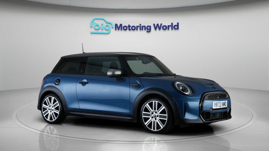 Mini Hatch Cooper S Exclusive Blue