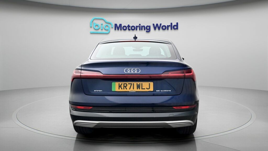 Audi E-tron Technik Blue #6