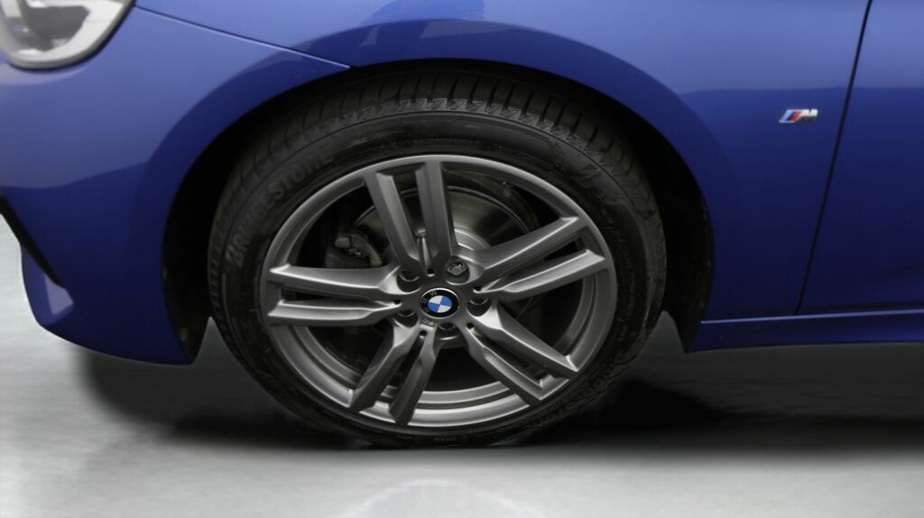 BMW 2 Series Active Tourer 225Xe M Sport Premium White #18