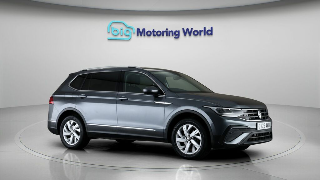 Volkswagen Tiguan Allspace Life Grey