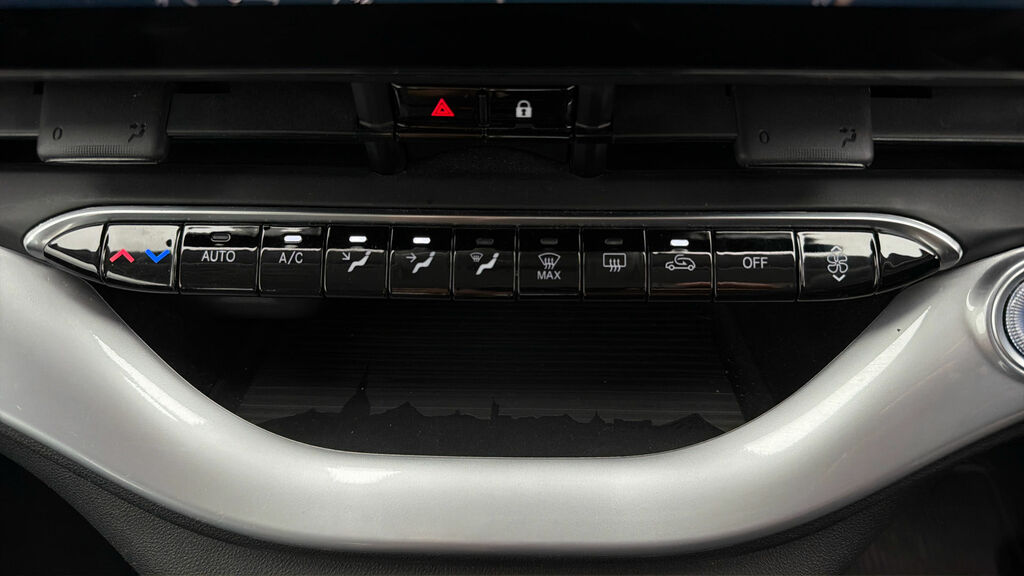 Fiat 500E Hatchback White #11