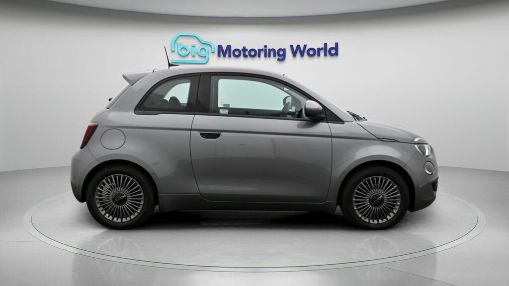 Fiat 500E Hatchback White #8