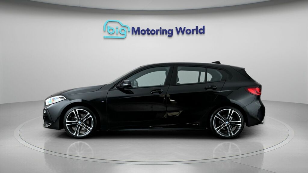 BMW 1 Series M Sport NA22OOW Black #4