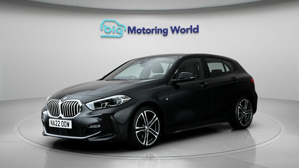 BMW 1 Series M Sport NA22OOW Black #3