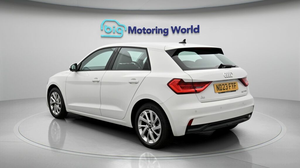 Audi A1 Sport White #5