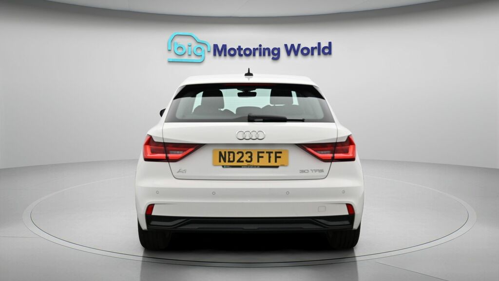 Audi A1 Sport White #6