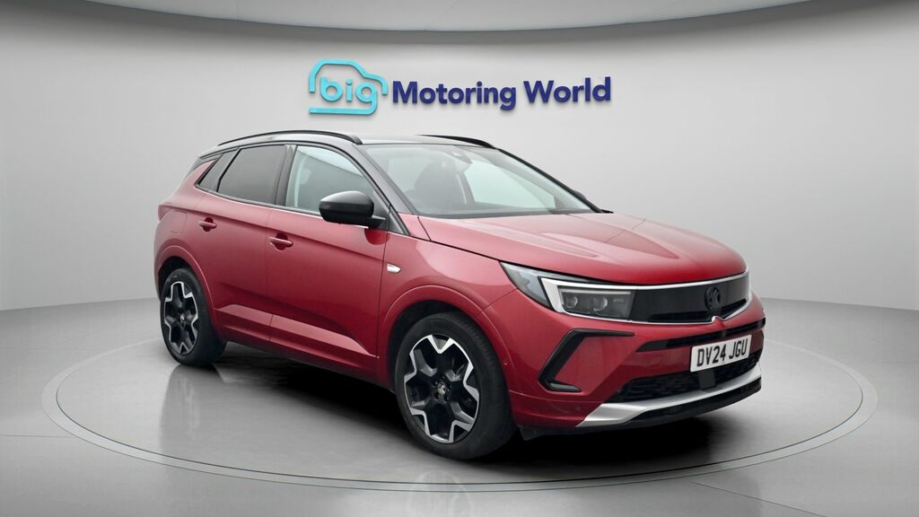 Vauxhall Grandland Ultimate Red