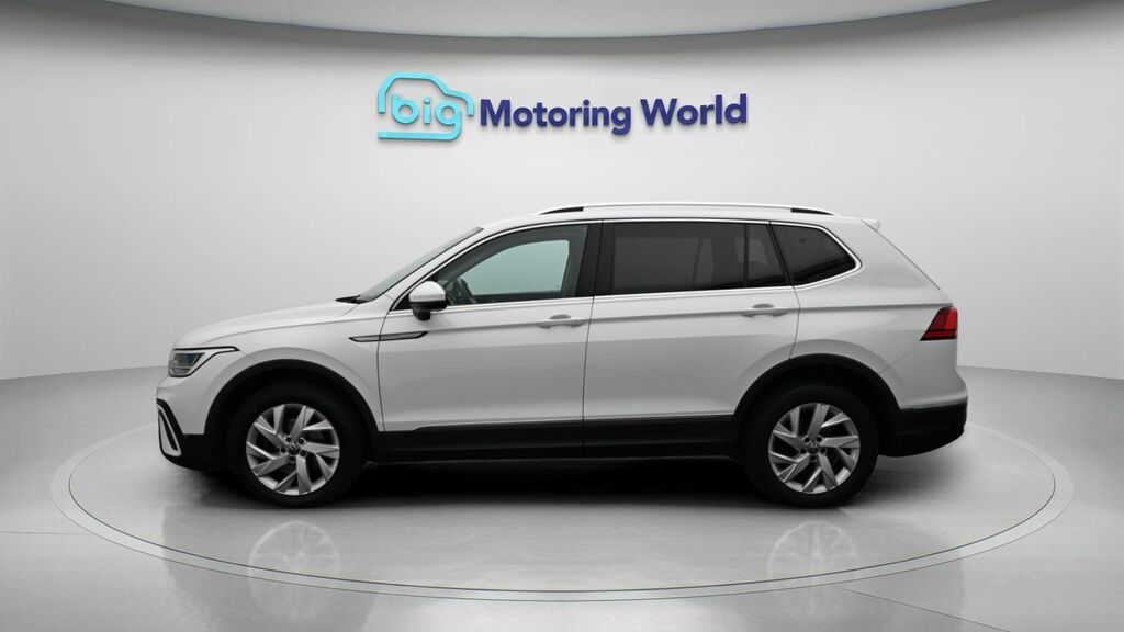 Volkswagen Tiguan Allspace Life White #4