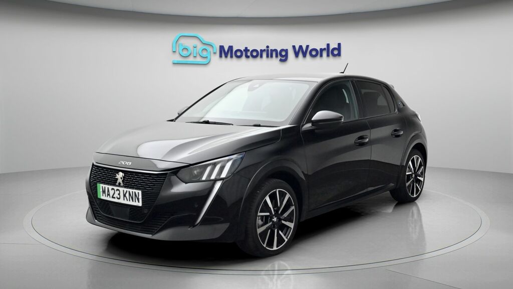 Peugeot e-208 Gt Black #3