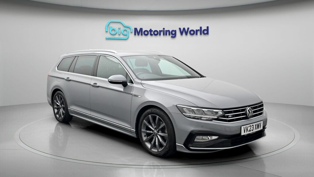 Volkswagen Passat R-line Grey