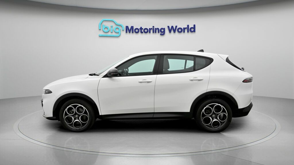 Alfa Romeo Tonale Sprint White #4