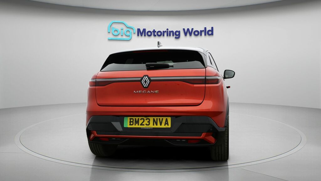 Renault Megane E-Tech Techno Red #6