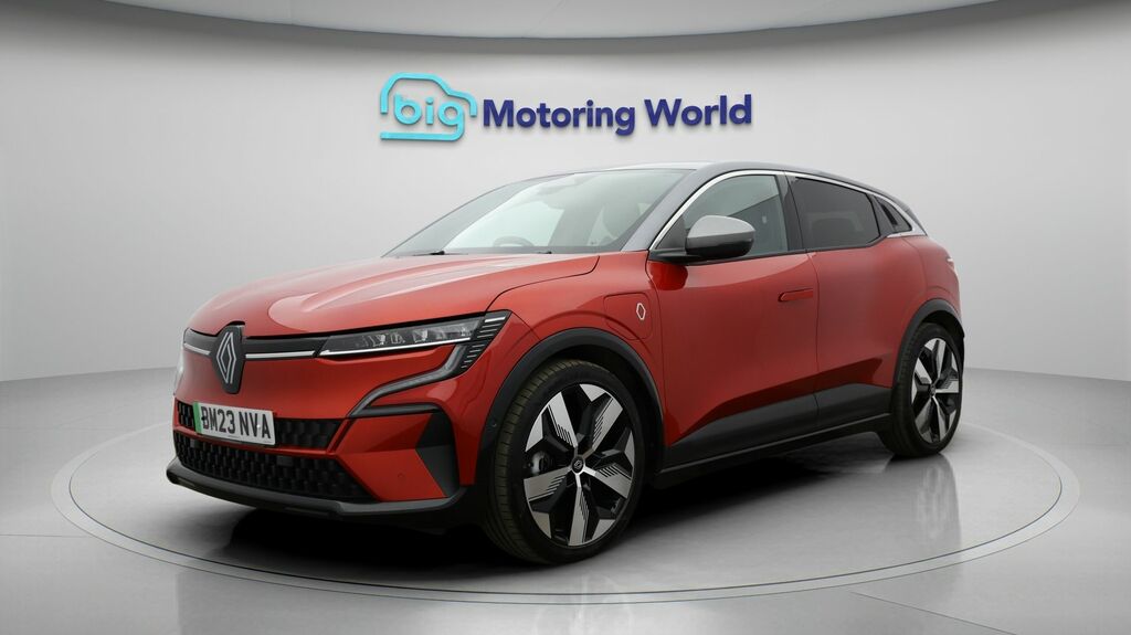 Renault Megane E-Tech Techno Red #3