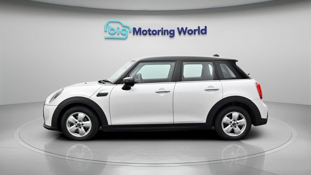 Mini Hatch Cooper Classic LO73JNX White #4