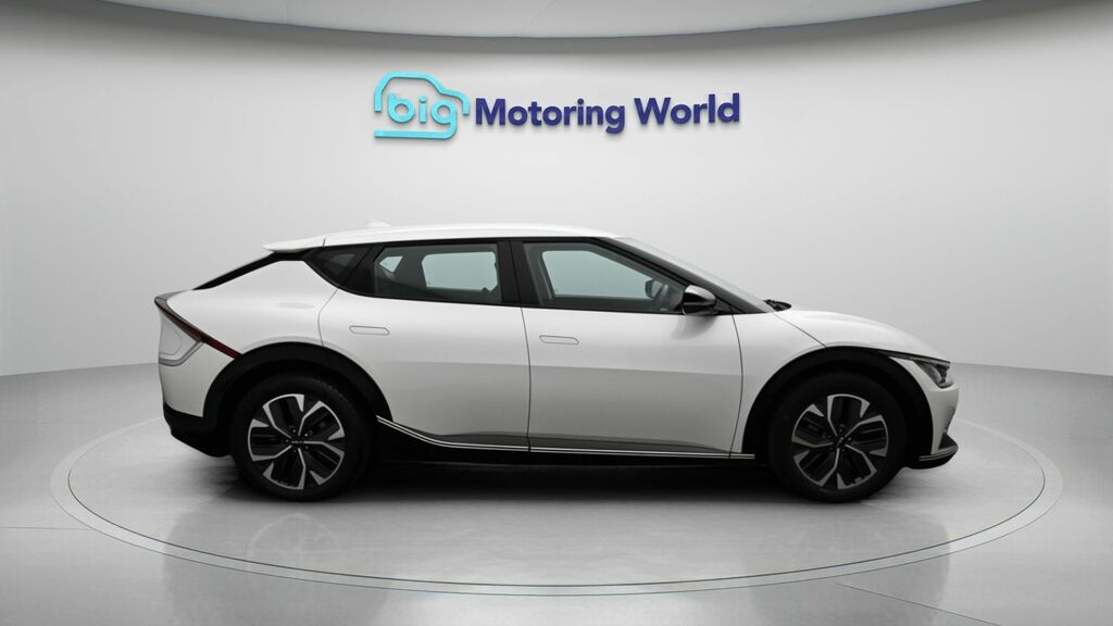 Kia EV6 166Kw Air 77.4Kwh Red #8