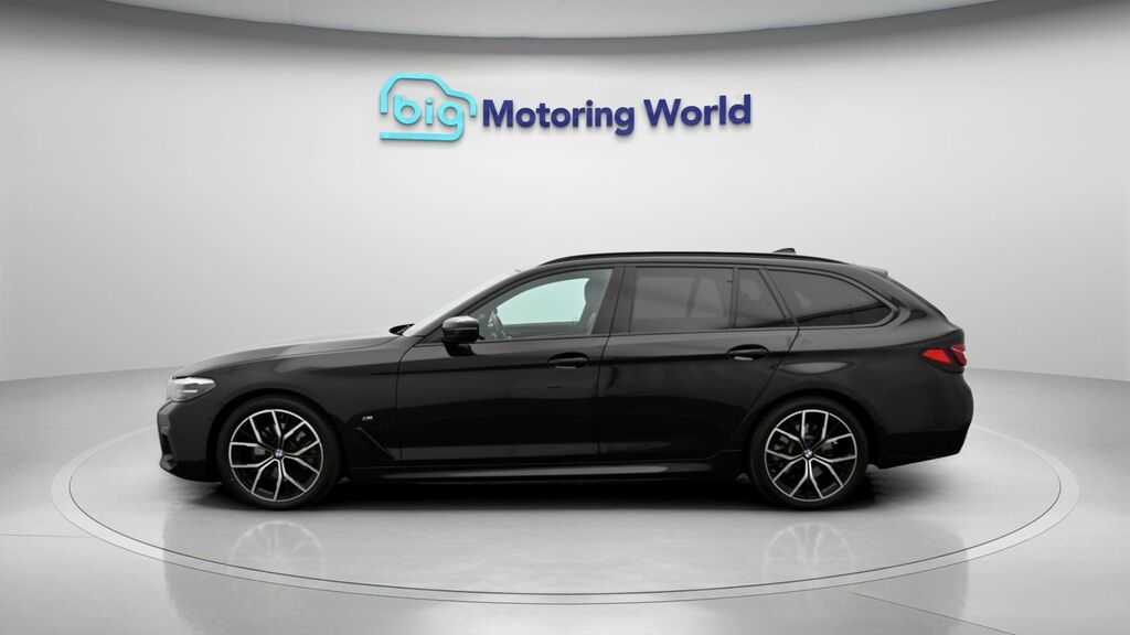 BMW 5 Series M Sport Black #4
