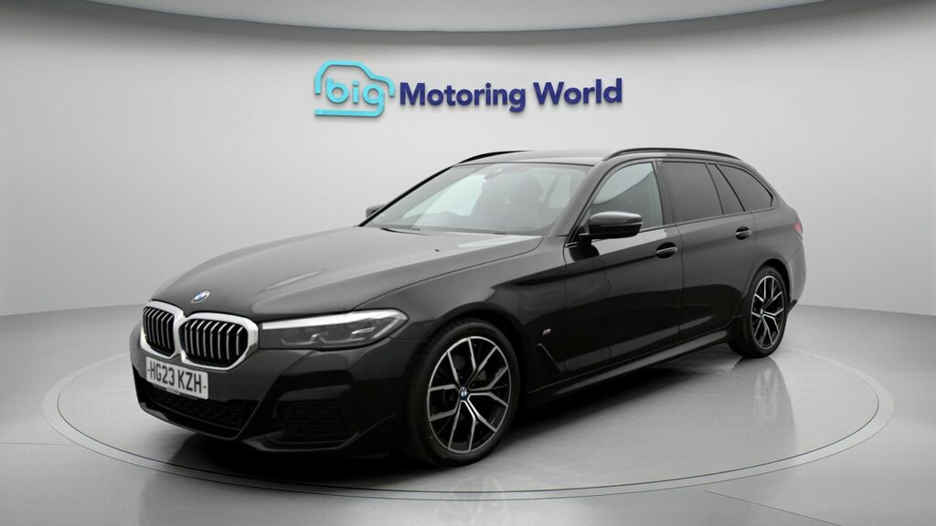 BMW 5 Series M Sport Black #3