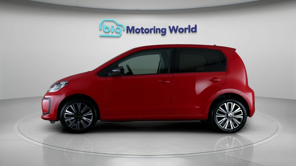 Volkswagen Up Black Edition Red #4