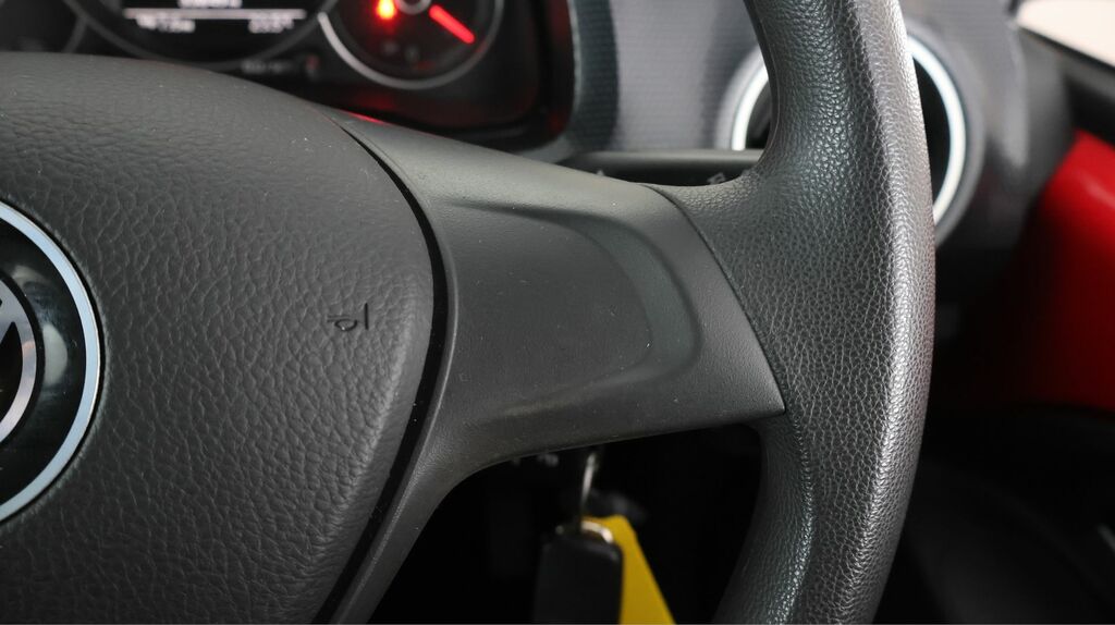 Volkswagen Up 1.0 65Ps Up Black Edition Sre Bmt Evo White #18