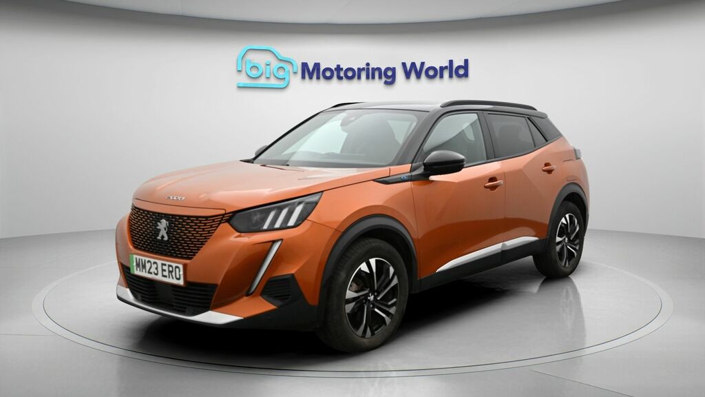 Peugeot e-2008 Gt Orange #3