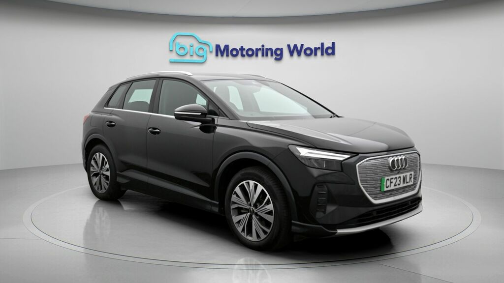 Audi Q4 E Tron Sport Black