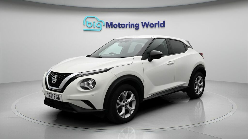 Nissan Juke N-connecta YB71FGA White #3