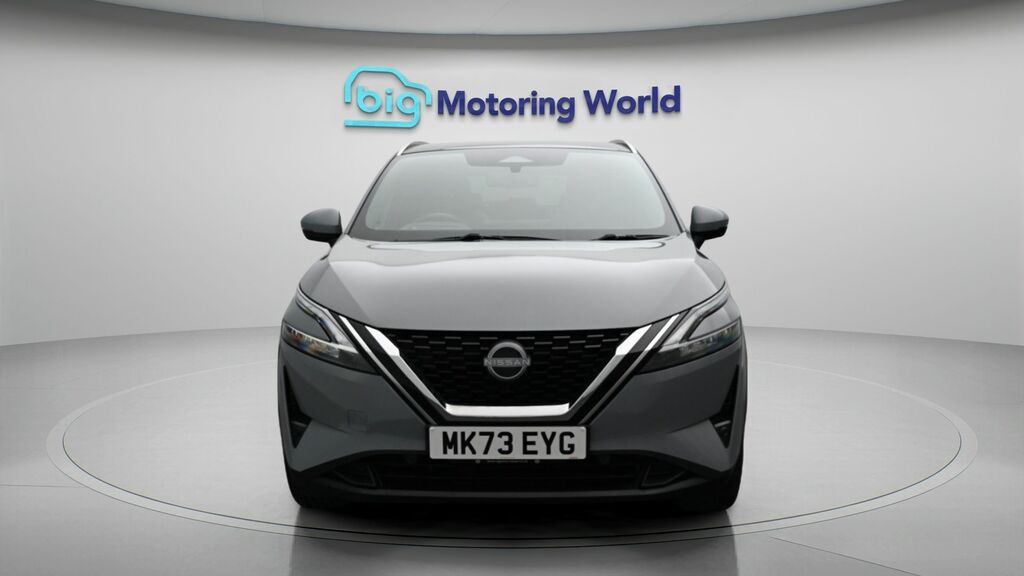 Nissan Qashqai Tekna Grey #2