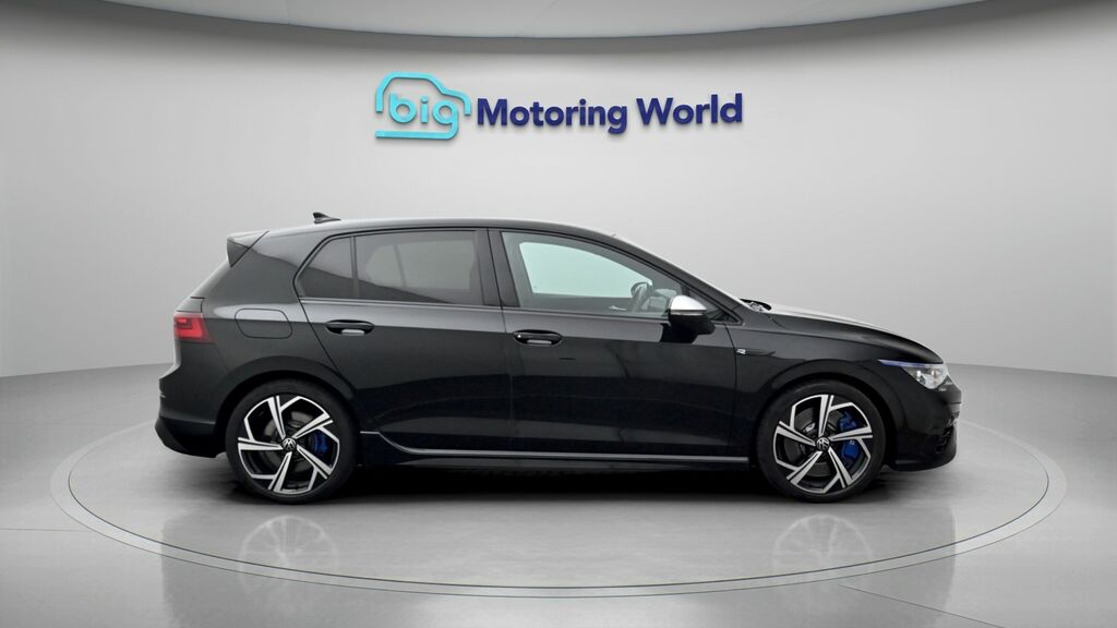 Volkswagen Golf 1.5 Tsi Match Black #8